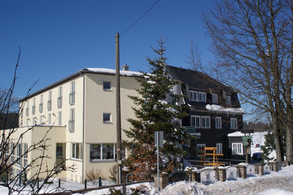 Hotel Haus Oberland Масерберг Екстериор снимка