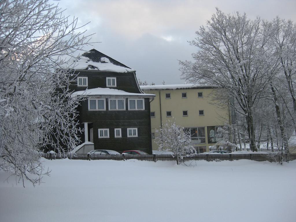 Hotel Haus Oberland Масерберг Екстериор снимка